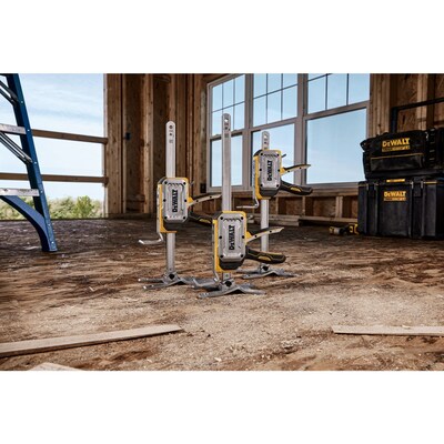 Making Tough, Heavy Duty Lifting Smarter: DEWALT® Launches TOUGHSERIES™ Construction Jack for Safe, Hands-Free Lift Assistance