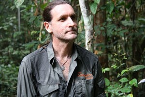 The Orangutan Whisperer: World-renowned orangutan conservationist, Leif Cocks, is touring the U.S.